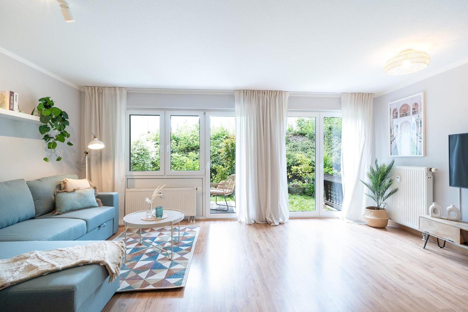 Benville - Modern - Familie - Terrasse